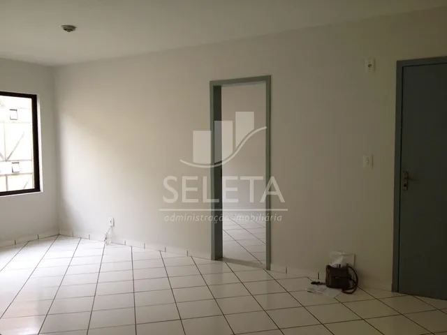 Imagem 7: Apartamento com 4 Dormitórios para Locação, Neva, Cascavel - Pr