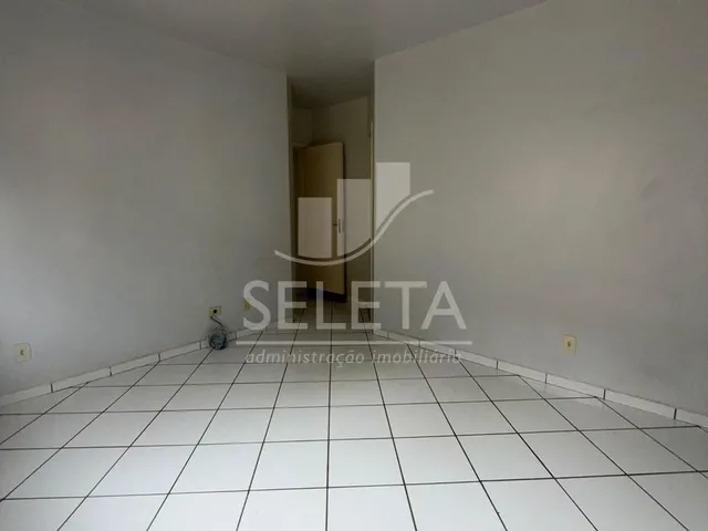 Imagem 2: Apartamento com 4 Dormitórios para Locação, Neva, Cascavel - Pr