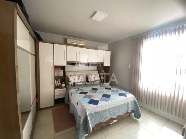 Imagem 8: Sobrado com 3 Dormitorios Sendo 1 Suite À Venda, Região do Lago 1, Cascavel - Pr