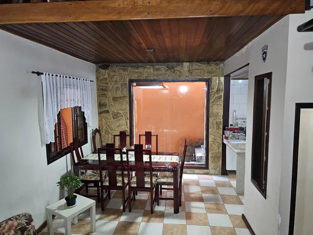 Imagem: Casas - 2 Dormitórios - Campo Grande
