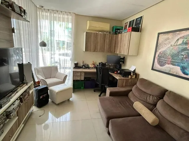 Imagem: Venda - Casas - 2 Dormitórios - Vila Galvão