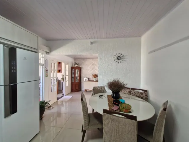 Imagem 7: Casa com Piscina e 3 Dormitórios no São Vicente