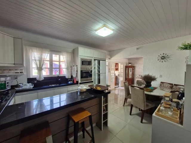 Imagem 8: Casa com Piscina e 3 Dormitórios no São Vicente