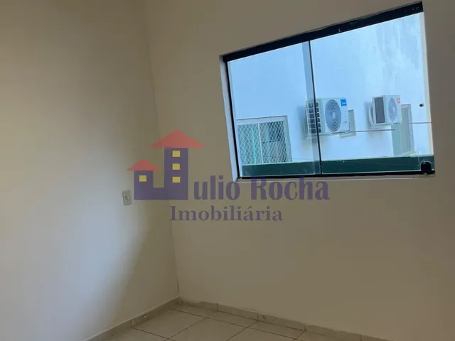 Imagem 4: Apartamento para Aluguel com 2 Quartos, Suíte e Varanda
