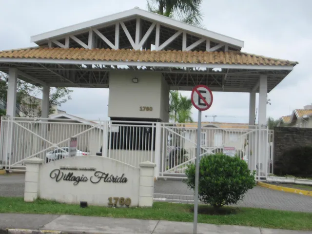 Imagem: House em Suzano - São Paulo, Conjunto Residencial