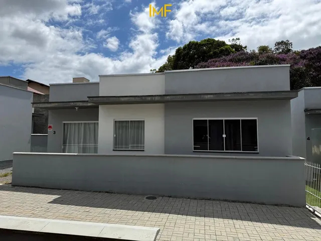 Imagem: Casa de 2 Dormitórios À Venda em Timbó-Sc
