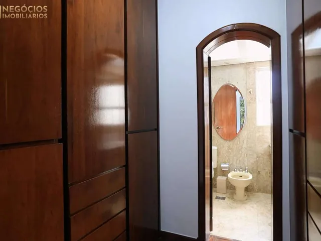 Imagem 8: Apartamento À Venda em Belo Horizonte, Serra, com 4 Quartos, 210M²