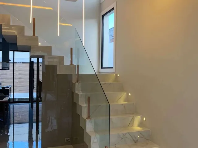 Imagem 11: Casa Duplex de Alto Padrão no Residencial da Aldeia - 210 M² de Sofisticação e Conforto