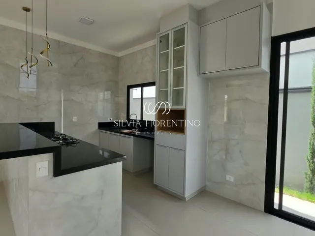 Imagem: Casa de Luxo no Condomínio Piracangaguá