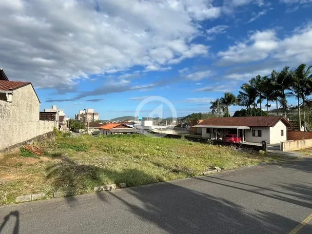 Imagem: Terreno À Venda no Bairro Amizade - Guaramirim/Sc