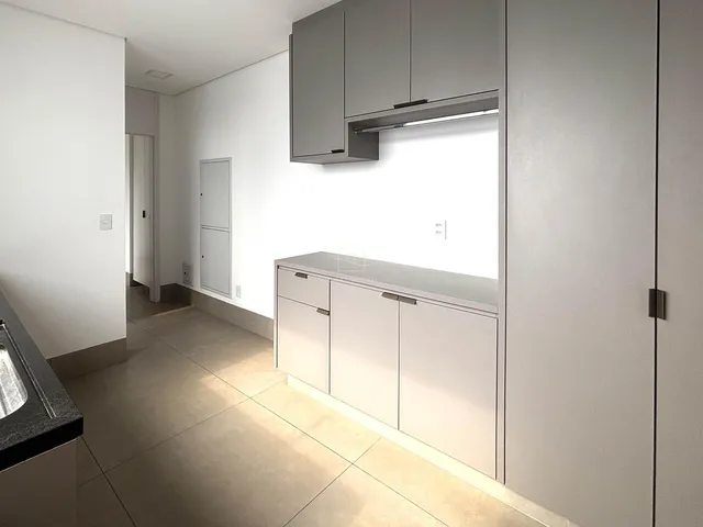 Imagem 15: Apartamento Alugar com 316M², 3 Suítes, 4 Vagas no Cambuí, Campinas