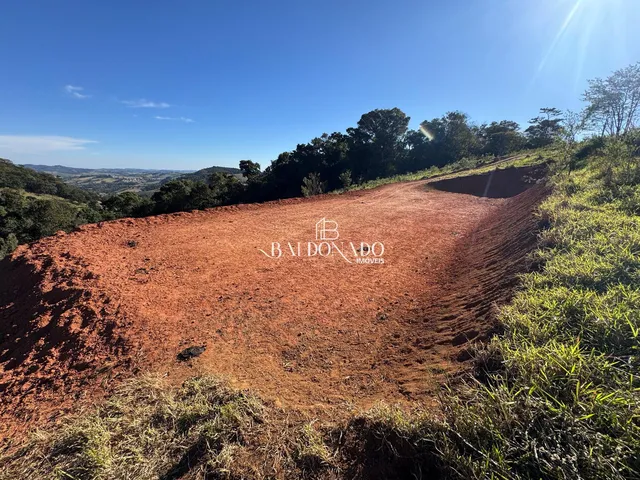 Imagem 8: Terreno Rural a Venda em Toledo Mg 13600 Metros com Nascente Vista