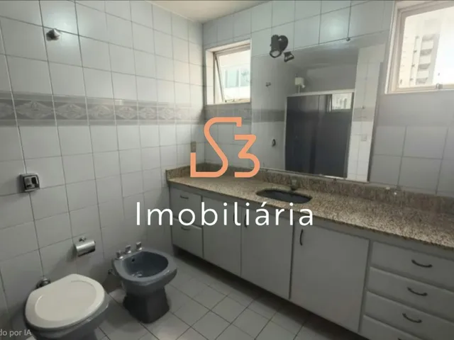 Imagem 15: Apartamento Espaçoso em Saraiva, Uberlândia: 4 Quartos, 142M² e 2 Vagas de Garagem Disponível!