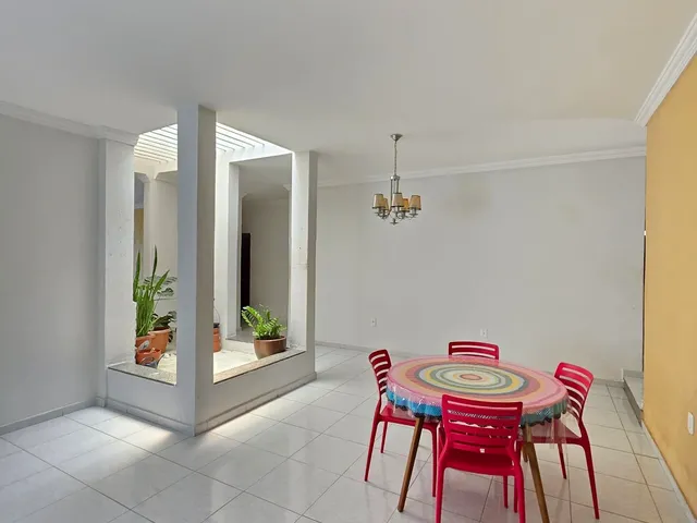 Imagem 13: Ampla Casa À Venda com 4 Quartos - Bairro Zacarias Gonçalves - Crato/Ce
