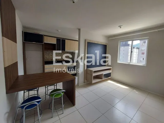Imagem: Apartamento Semimobiliado com 02 Dormitórios