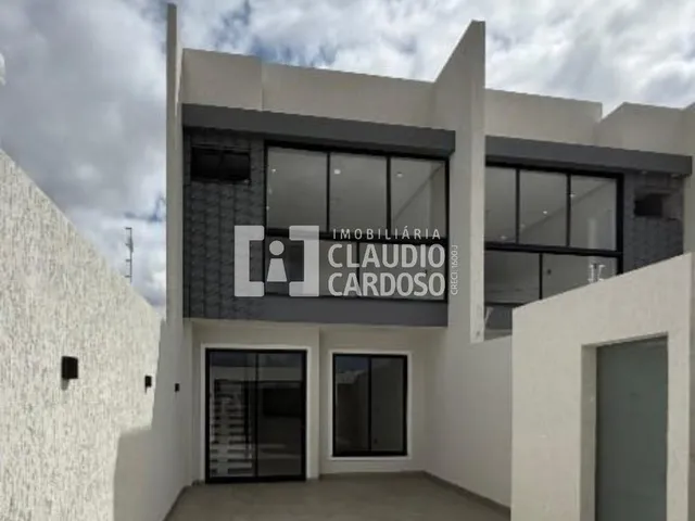 Imagem: Casa Duplex À Venda no Loteamento Sevilha
