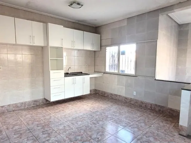 Imagem 15: Casa de 2 Pavimentos na Marambaia com 4 Suítes, 2 Vagas e Excelente Localização
