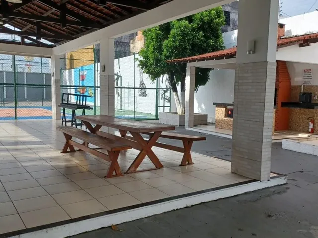 Imagem 5: Casa de 2 Pavimentos com 4 Suítes no Condomínio Greenville 2! Área de 342M². 03 Vagas de Garagem. Nascente