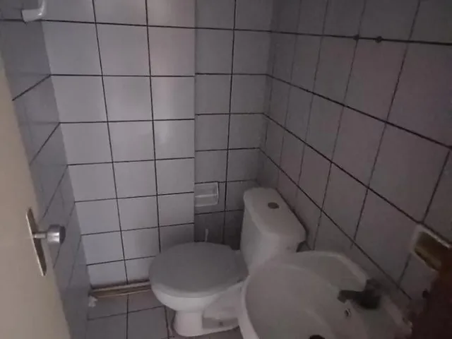 Imagem 2: Sala Comercial na Avenida Magalhães Barata. Área Privativa de 35M² - 5° Andar Não Possui Vaga de Garagem Nascente