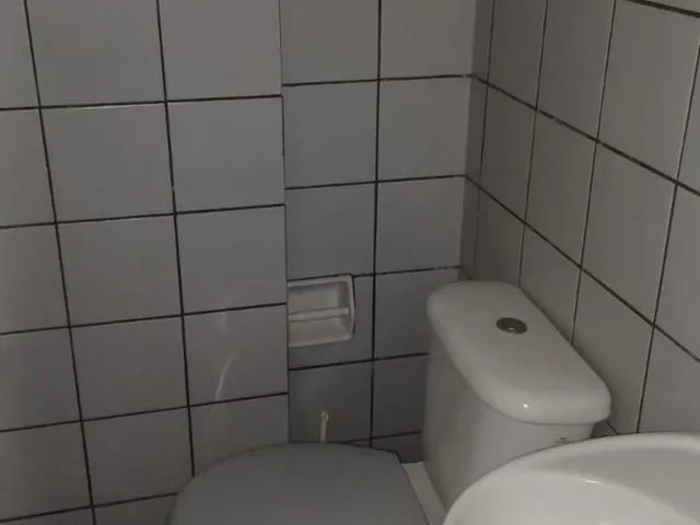 Imagem 7: Sala Comercial na Avenida Magalhães Barata. Área Privativa de 35M² - 5° Andar Não Possui Vaga de Garagem Nascente