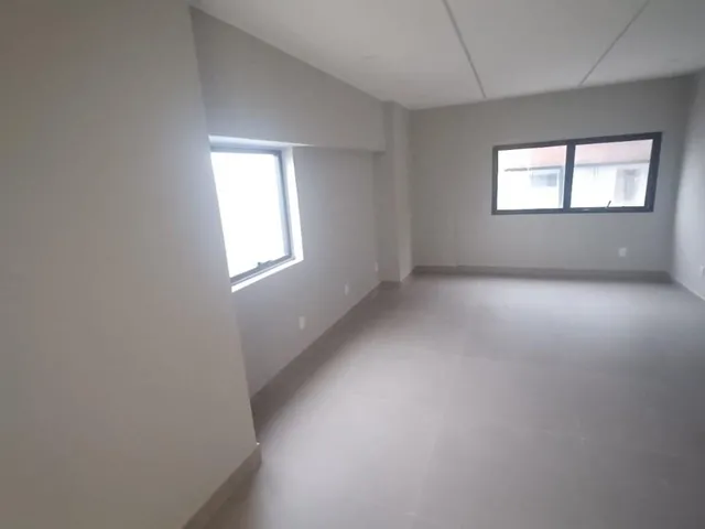 Imagem: Sala Comercial no Edifício Arya Tower Pronta