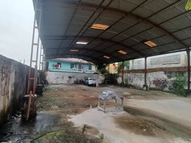 Imagem: Galpão Comercial com Imóvel Residencial