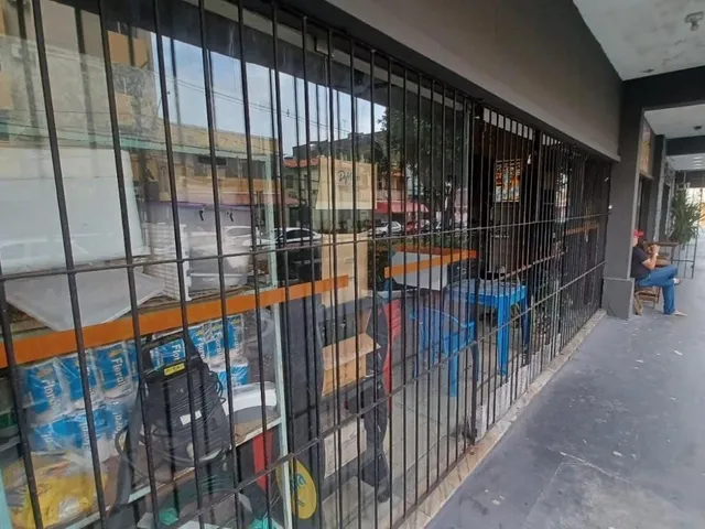 Imagem 7: Dois Pontos Comerciais no Ed. José Peixoto da Costa - Bairro da Campina