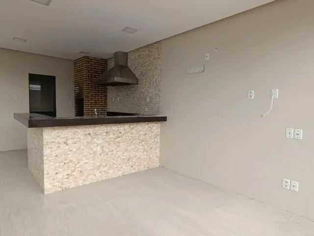 Imagem 2: Casa de Alto Padrão no Montenegro Boulevard com 366M² e 3 Suítes Exclusivas