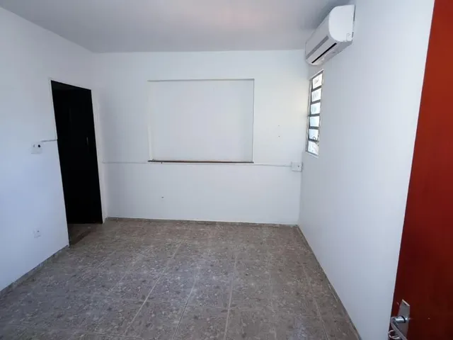 Imagem 2: Casa de 3 Pavimentos com 360 M² de Área Total na Avenida Pedro Alvares Cabral
