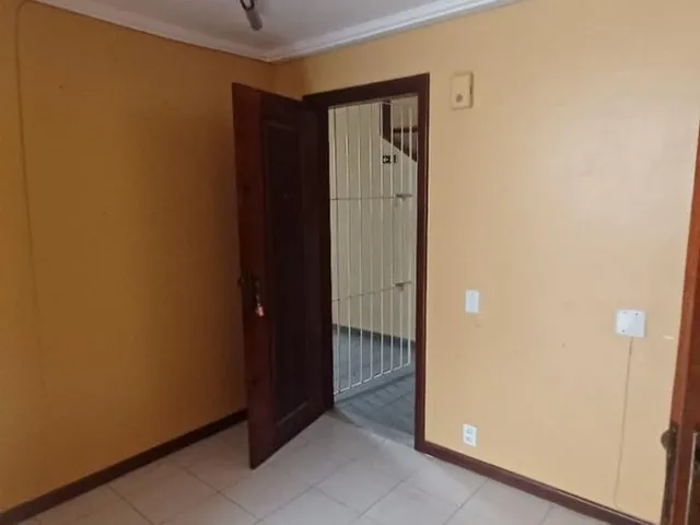 Imagem 6: Sala Comercial no Ed. Nassar, Medindo 34M², no Centro Comercial da Cidade
