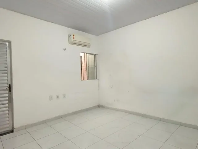 Imagem 6: Casa Mobiliada de 2 Pavimentos na Angustura com Suítes e Garagem