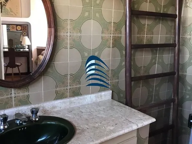 Imagem 13: Casa 4/4, 2 Suítes, Varanda em Dois Quartos, Salas, Bar, Sauna, Piscina