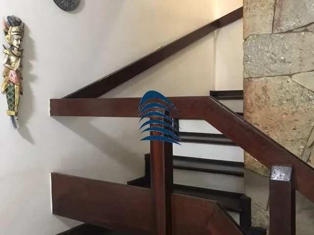 Imagem 15: Casa 4/4, 2 Suítes, Varanda em Dois Quartos, Salas, Bar, Sauna, Piscina