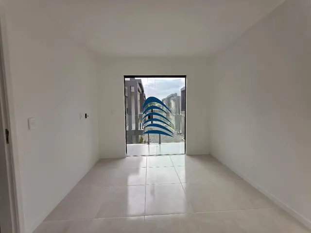 Imagem 7: Excelente Casa Solta em Condomínio Fechado em Villas do Atlântico / Ipitanga