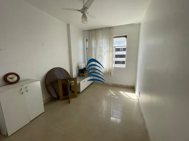 Imagem 2: Apartamento na Pituba, Rua Piauí, 163M², 4/4, Sendo 1 Suíte, Andar Alto, Vista Mar de Todos os Cômodos, Nascente