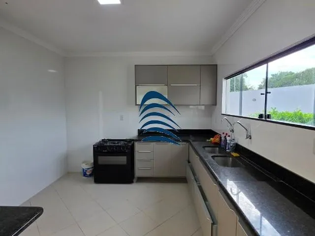 Imagem 4: Casa com Piscina À Venda em Buraquinho, Lauro de Freitas