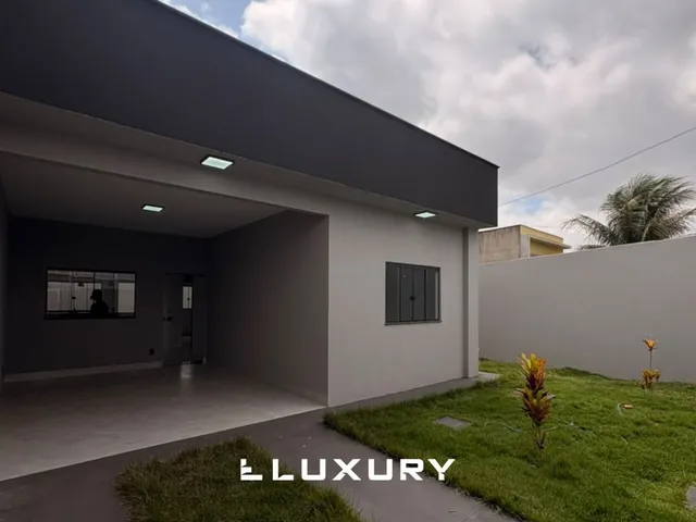 Imagem: Casa com 3 Quartos e Quintal no Flor do