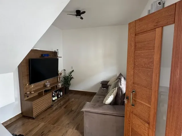 Imagem: Casa com 3 Quartos e 120 M² - Clube dos