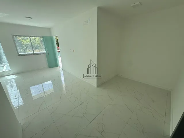 Imagem 10: Casa Duplex Nova com Espaços Amplos