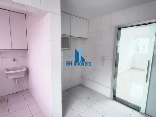 Imagem 2: Apartamento de 3 Quartos com Suíte 2 Vagas e Elevador no Bairro Castelo em Belo Horizonte/Mg