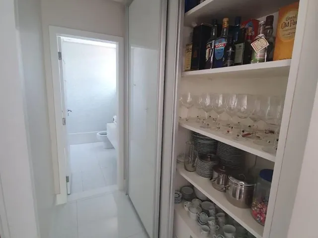 Imagem 2: 0 Casa com 6 dormitórios