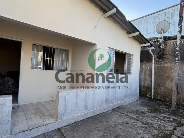 Imagem: Casa Antiga em Ótimo Ponto Comercial Disponível